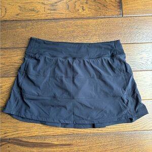 Lululemon Pace Revival Mid-Rise Skort Size: 8 Color: Black